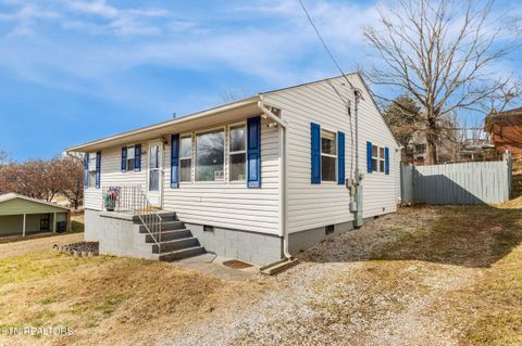 Tiny photo for 1031 Groner Drive, Knoxville, TN 37915 (MLS # 1329142)