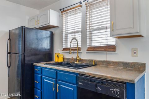 Tiny photo for 1031 Groner Drive, Knoxville, TN 37915 (MLS # 1329142)