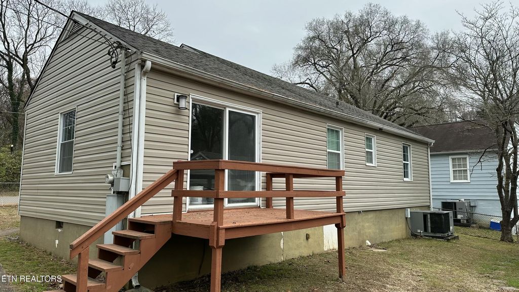 Photo of 4603 Smelser Rd, Knoxville, TN 37920 (MLS # 1323620)