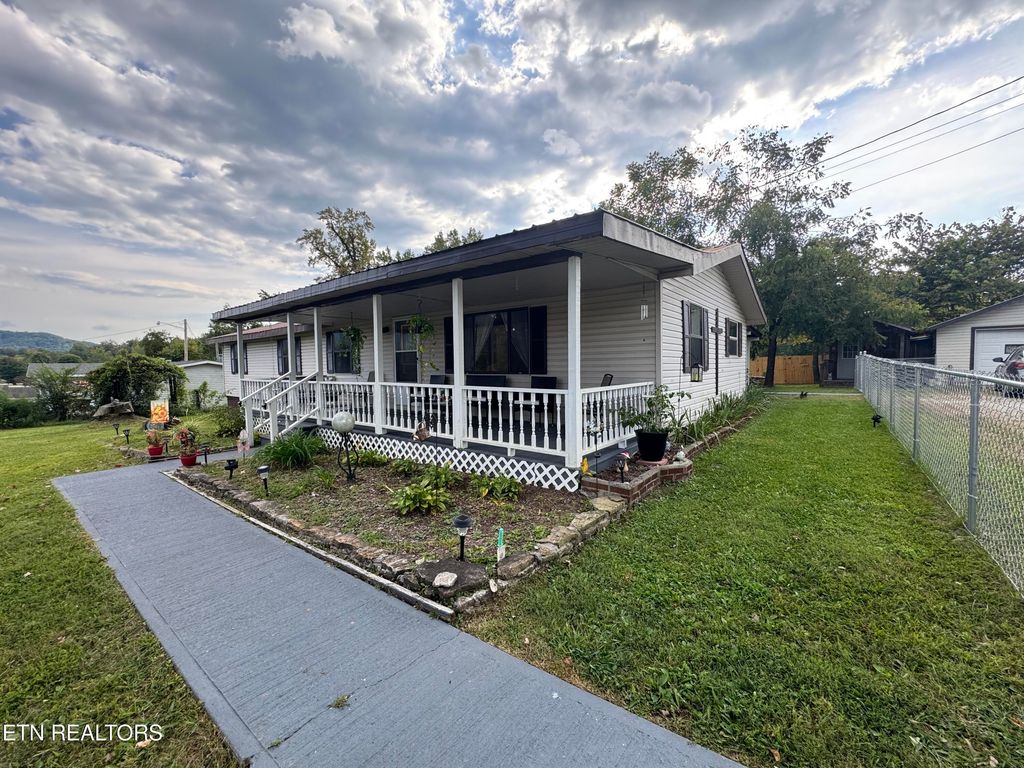 Photo of 142 Norma Rd, Huntsville, TN 37756 (MLS # 1315879)