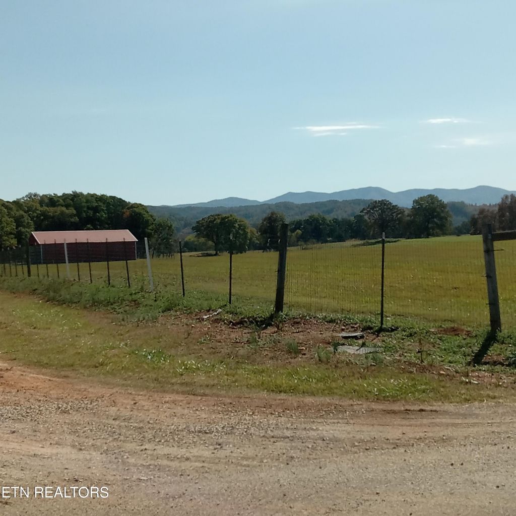 Photo of 890 Fairview Rd, Tellico Plains, TN 37385 (MLS # 1321088)