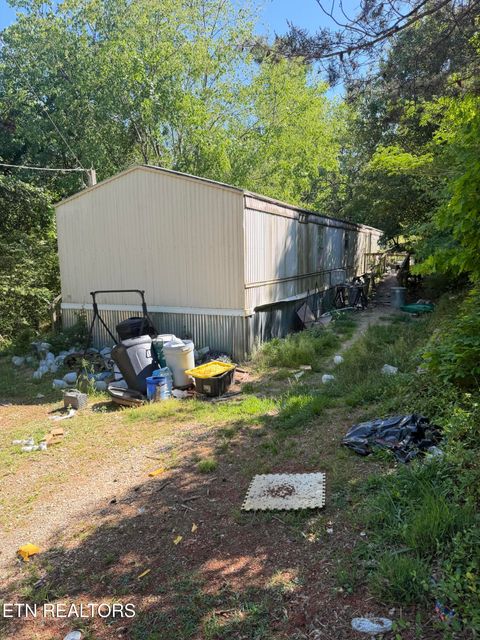 Tiny photo for 245 Allison Drive, Harriman, TN 37748 (MLS # 1338554)
