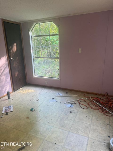Tiny photo for 245 Allison Drive, Harriman, TN 37748 (MLS # 1338554)