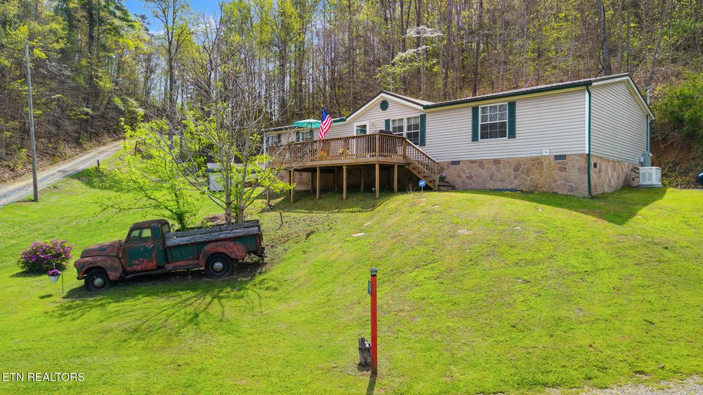 Photo of 333 S Rogers Rd, Seymour, TN 37865 (MLS # 1336980)