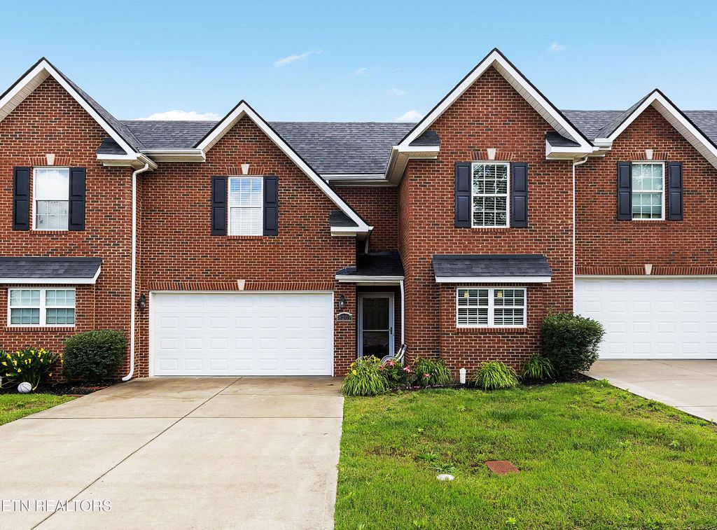 Photo of 8207 Tumbled Stone Way, Knoxville, TN 37931 (MLS # 1329382)