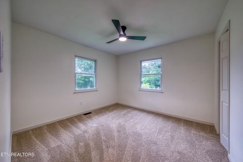 Tiny photo for 150 Dewey Davis Rd, Walland, TN 37886 (MLS # 1349535)
