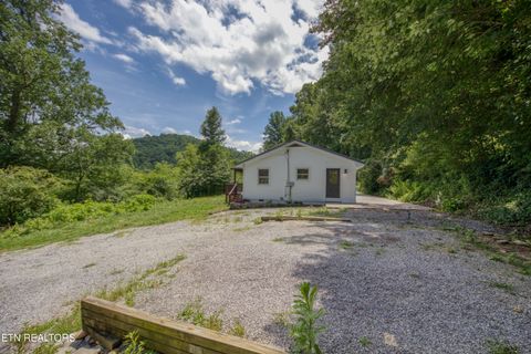 Tiny photo for 150 Dewey Davis Rd, Walland, TN 37886 (MLS # 1349535)