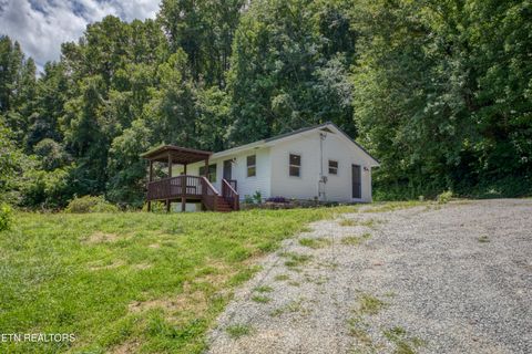 Tiny photo for 150 Dewey Davis Rd, Walland, TN 37886 (MLS # 1349535)