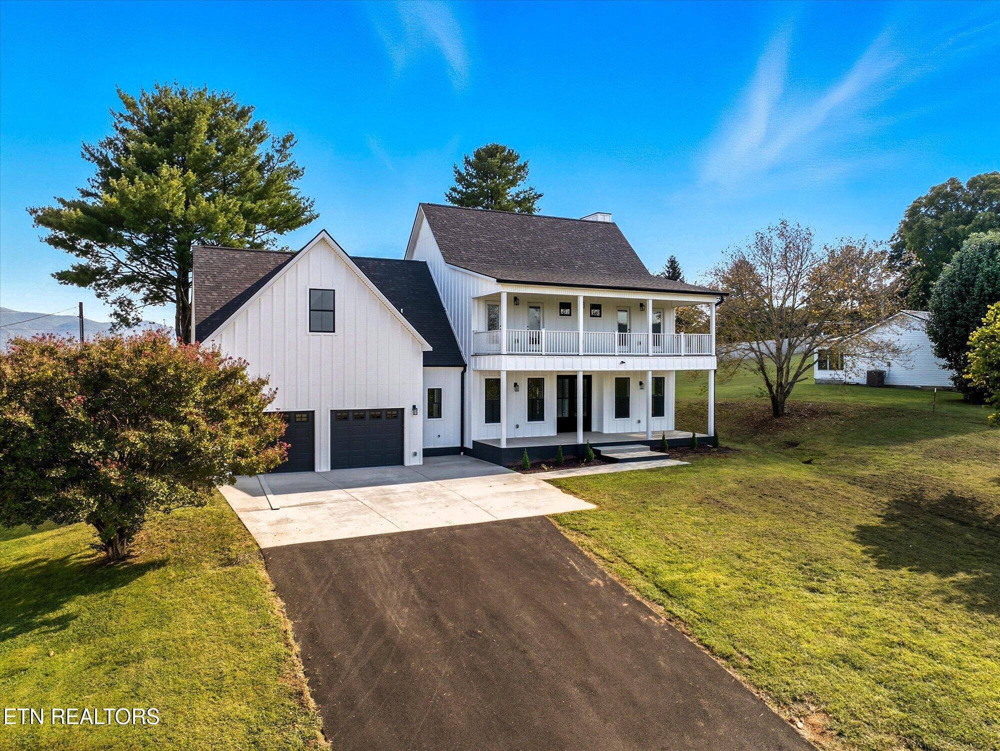 183 Thorn Rd