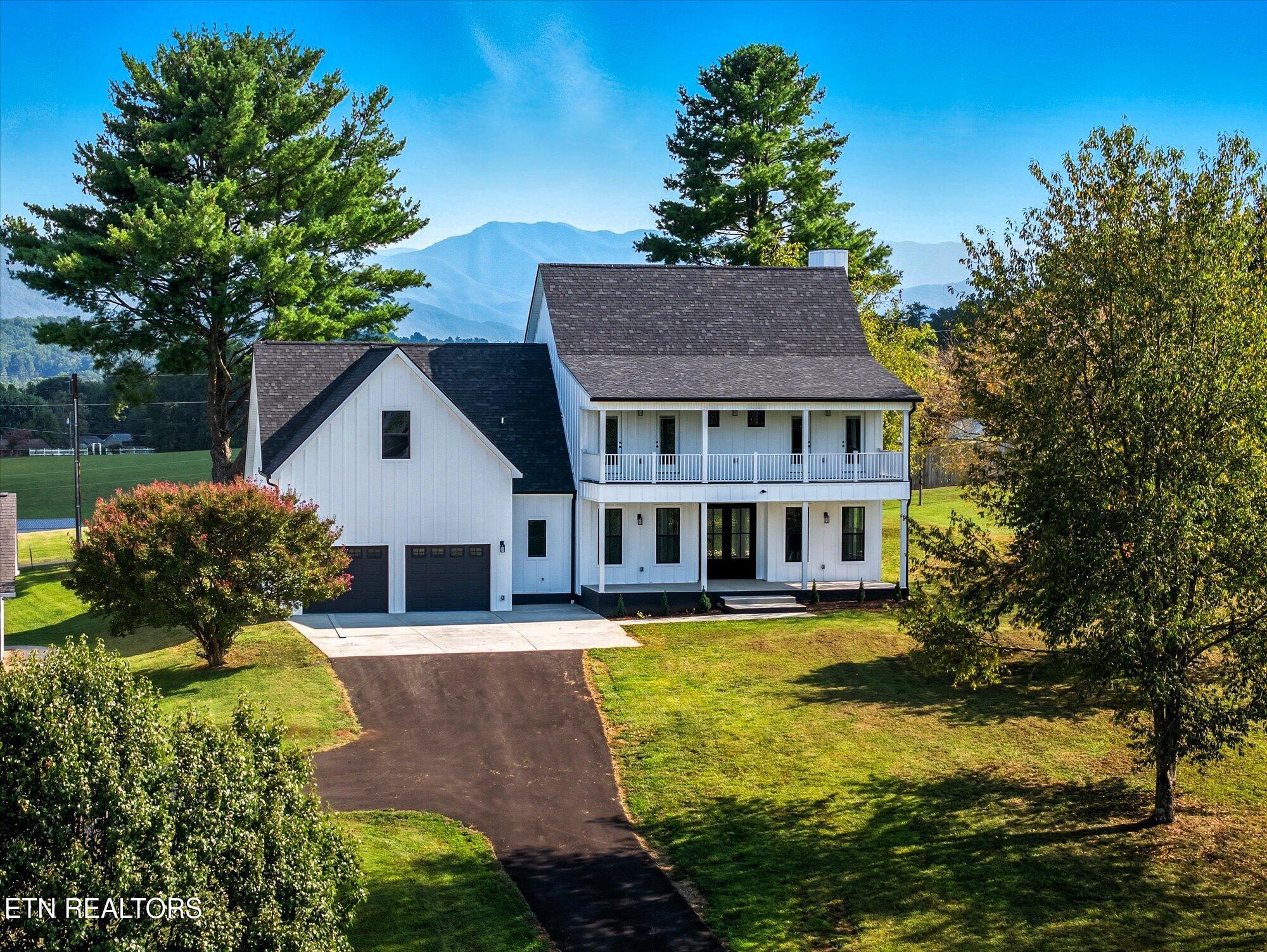 183 Thorn Rd