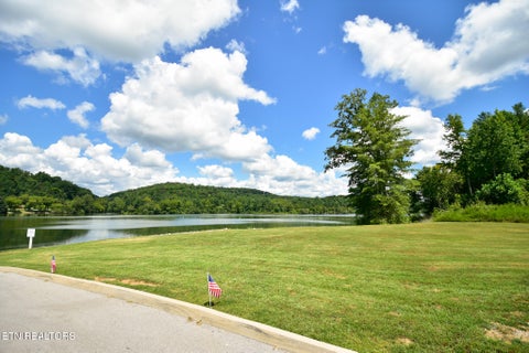 Tiny photo for 115 Hackberry St, Oak Ridge, TN 37830 (MLS # 1350020)