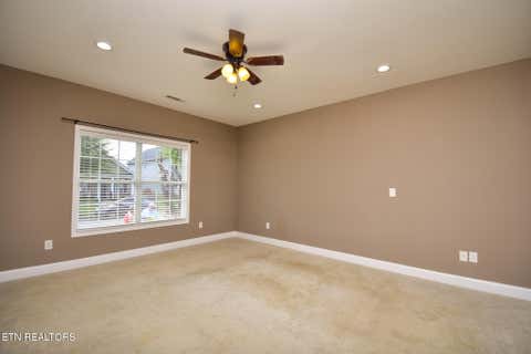 Tiny photo for 115 Hackberry St, Oak Ridge, TN 37830 (MLS # 1350020)