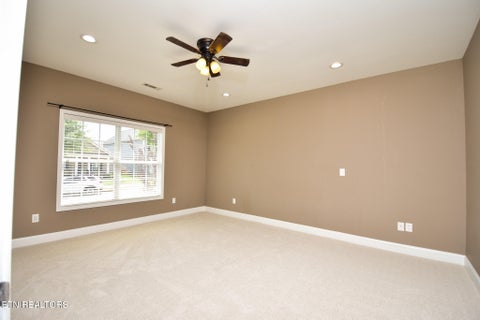 Tiny photo for 115 Hackberry St, Oak Ridge, TN 37830 (MLS # 1350020)