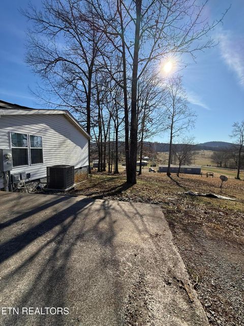 Tiny photo for 467 Russell Hill Rd, Speedwell, TN 37870 (MLS # 1324346)
