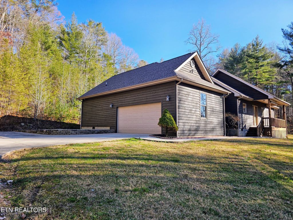 Photo of 121 Archie Heidel Rd, Wartburg, TN 37887 (MLS # 1249280)