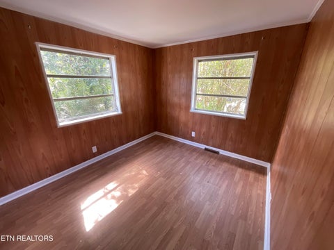 Tiny photo for 137 Utah Ave, Oak Ridge, TN 37830 (MLS # 1357152)