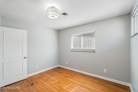 Tiny photo for 4029 Hiawatha Drive, Knoxville, TN 37919 (MLS # 1327888)