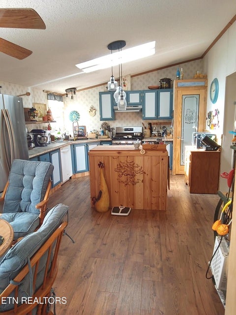 Tiny photo for 16660 Highway 70, Monterey, TN 38574 (MLS # 1355813)