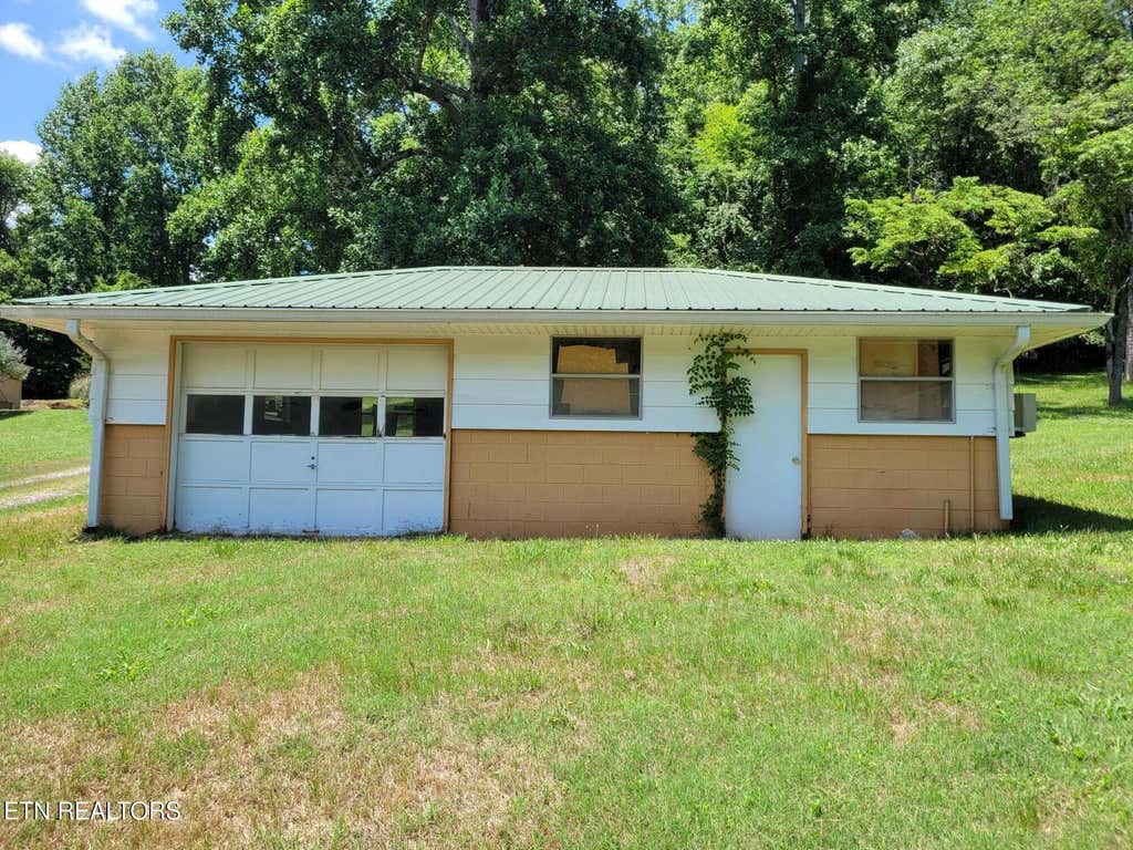 Photo of 7507 Badgett Rd, Knoxville, TN 37919 (MLS # 1344228)