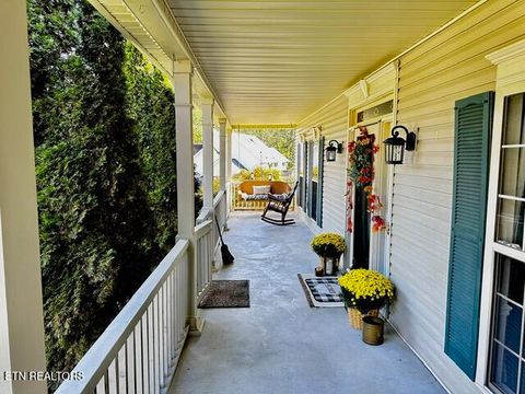 Tiny photo for 511 Emerald Ave, Kodak, TN 37764 (MLS # 1317361)