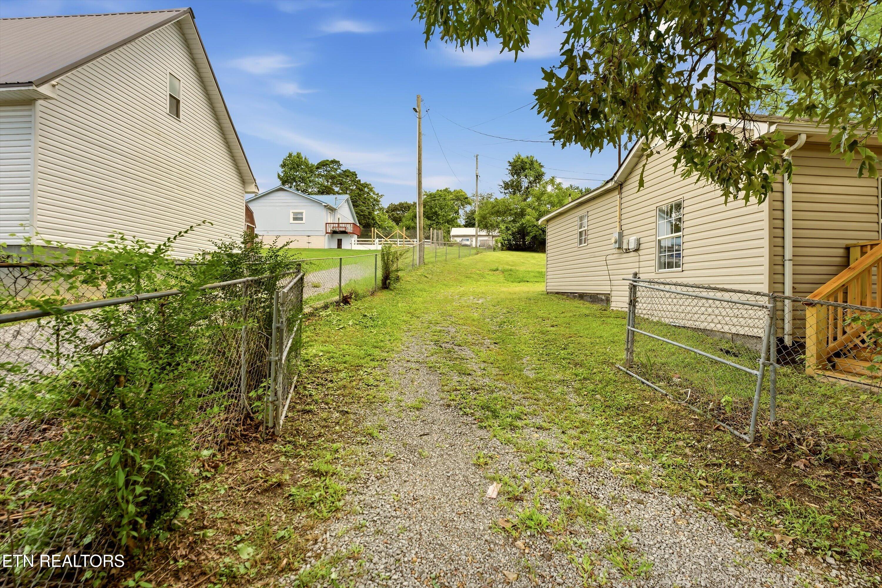 1312 Hammerhill Rd