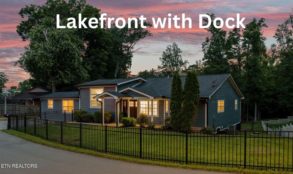 Photo of 116 Victoria Rd, Kingston, TN 37763 (MLS # 1303353)