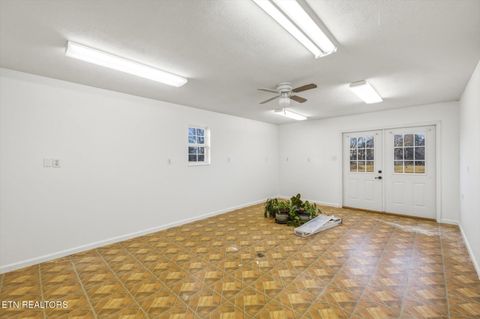 Tiny photo for 220 Autumn Lane, Madisonville, TN 37354 (MLS # 1329855)