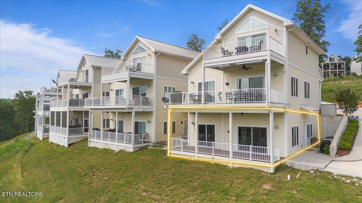 191 N Deer Village Ln 59B