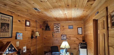 Tiny photo for 102 Curtis Circle, Kingston, TN 37763 (MLS # 1359514)