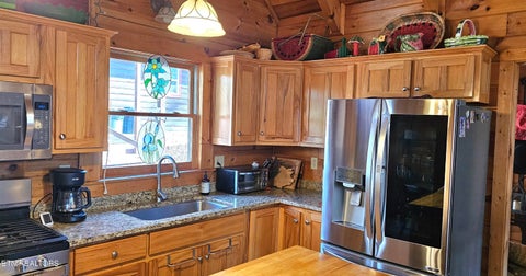 Tiny photo for 102 Curtis Circle, Kingston, TN 37763 (MLS # 1359514)