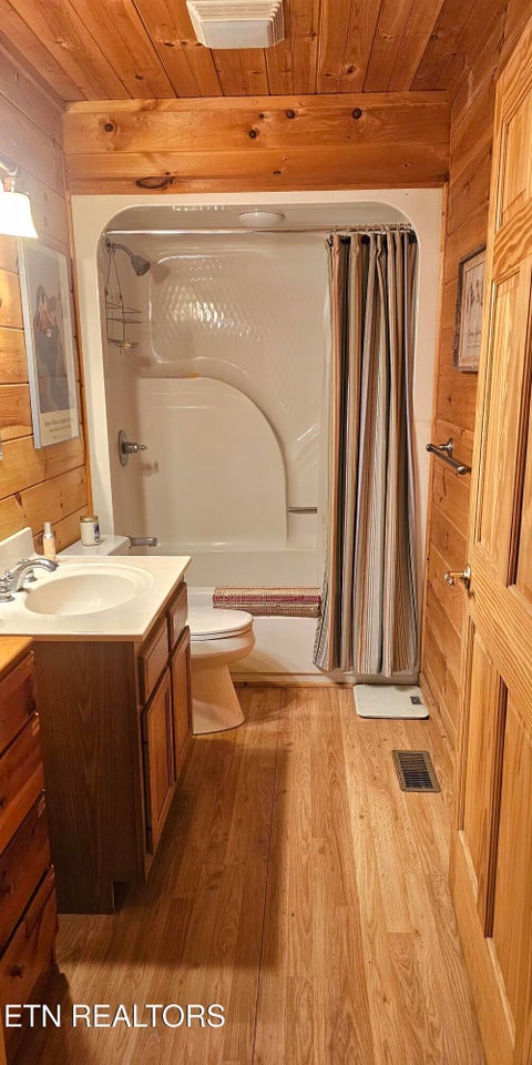 Tiny photo for 102 Curtis Circle, Kingston, TN 37763 (MLS # 1359514)