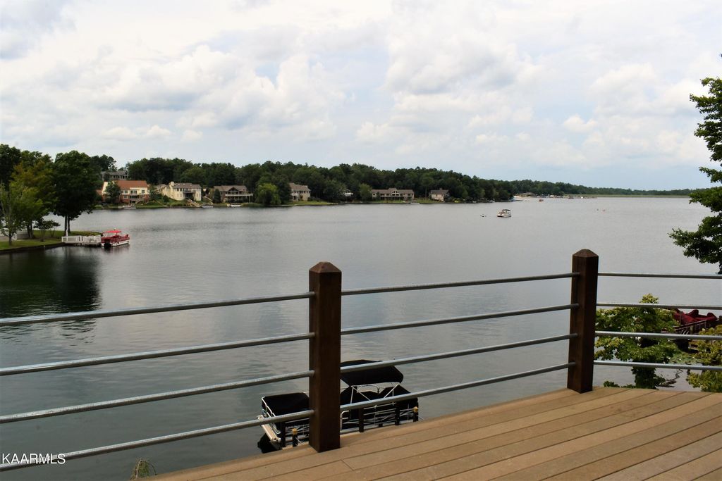 Photo of 39 Markham Terrace, Fairfield Glade, TN 38558 (MLS # 1235490)