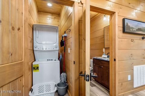 Tiny photo for 2832 Sequoia Rd, Pigeon Forge, TN 37863 (MLS # 1330224)