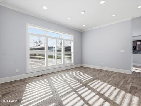 Tiny photo for 3764 Promontory Point, Louisville, TN 37777 (MLS # 1324608)