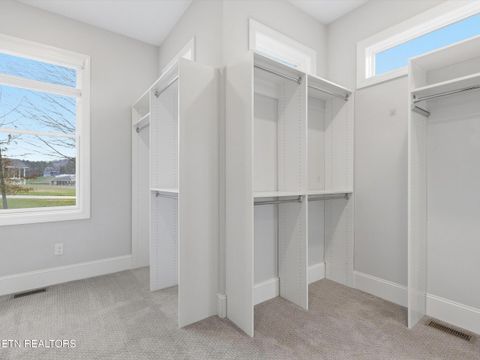 Tiny photo for 3764 Promontory Point, Louisville, TN 37777 (MLS # 1324608)