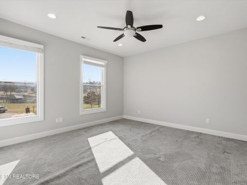 Tiny photo for 3764 Promontory Point, Louisville, TN 37777 (MLS # 1324608)