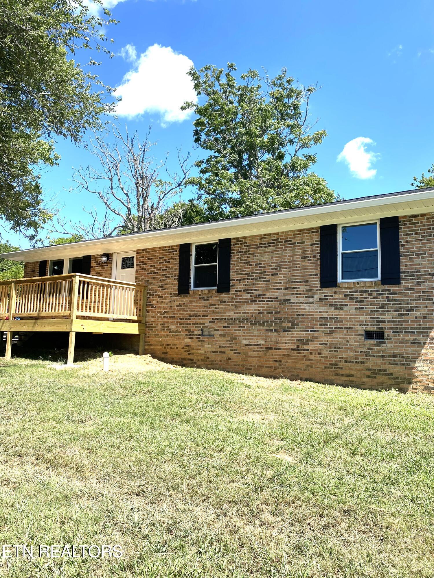 517 3rd (Third) St