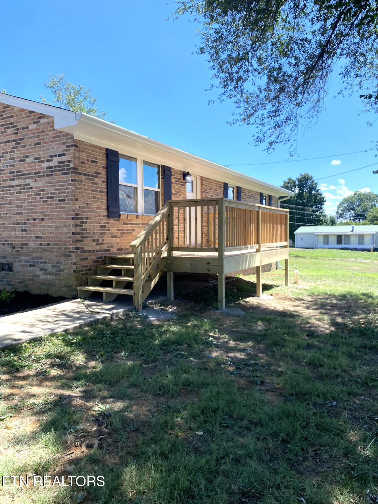 517 3rd (Third) St