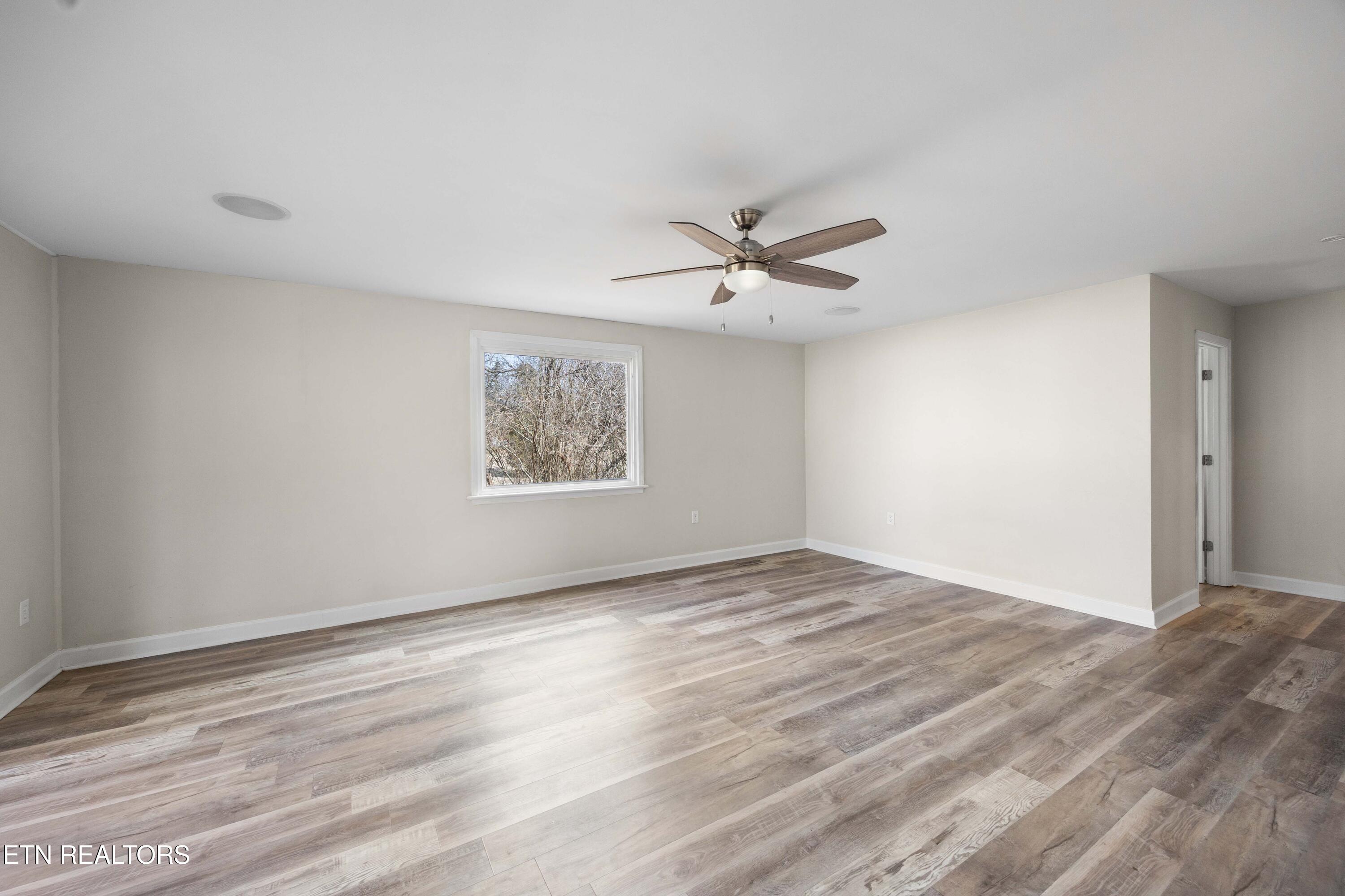 466 Hidden Valley Rd