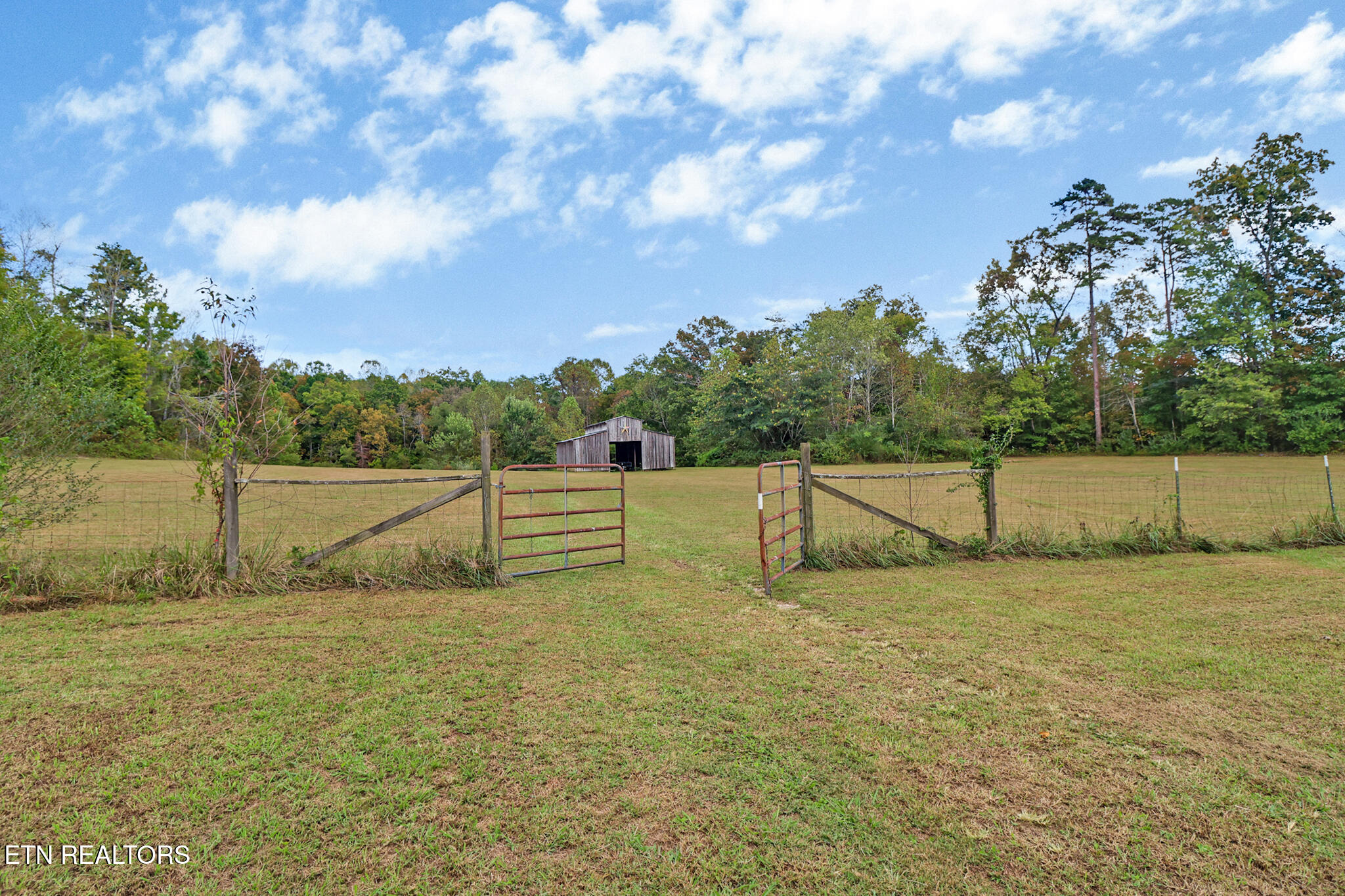 1063 Westel Loop
