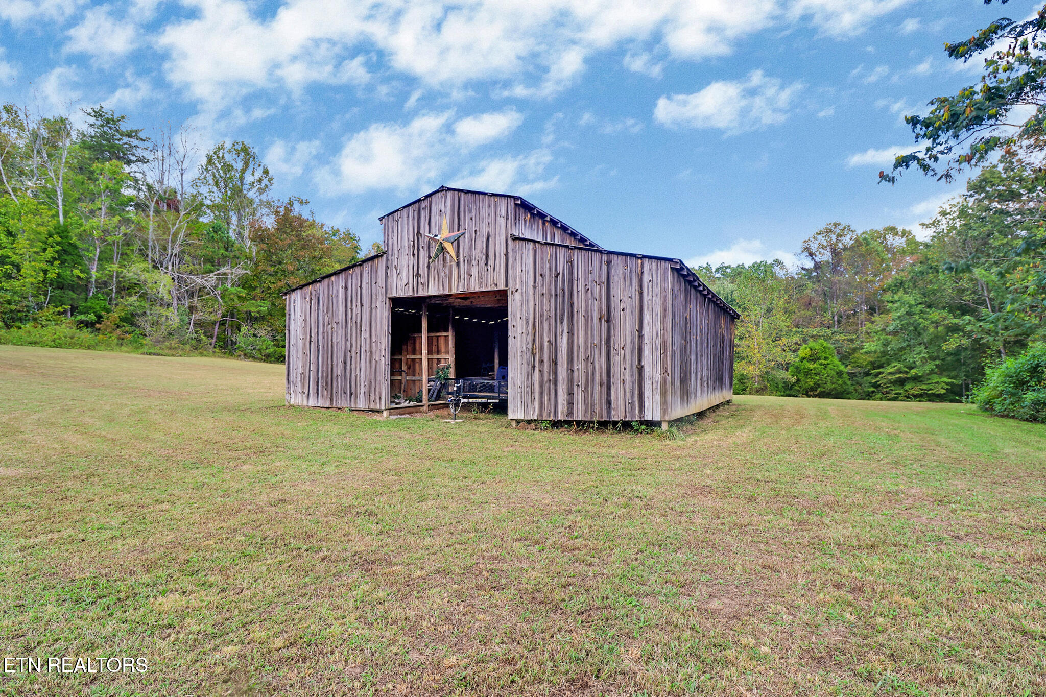 1063 Westel Loop