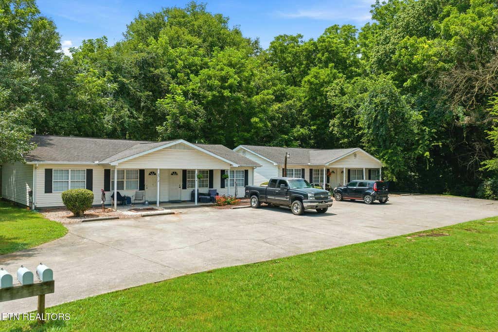 Photo of 2312 Boyds Creek Hwy, Sevierville, TN 37876 (MLS # 1349782)