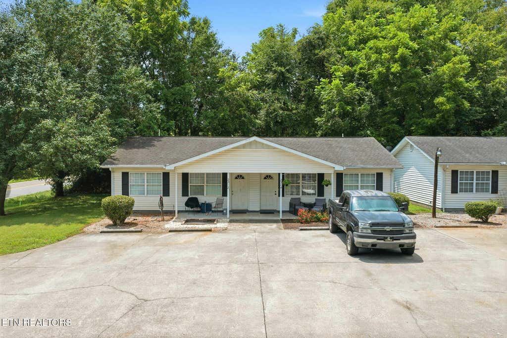 Photo of 2312 Boyds Creek Hwy, Sevierville, TN 37876 (MLS # 1349782)