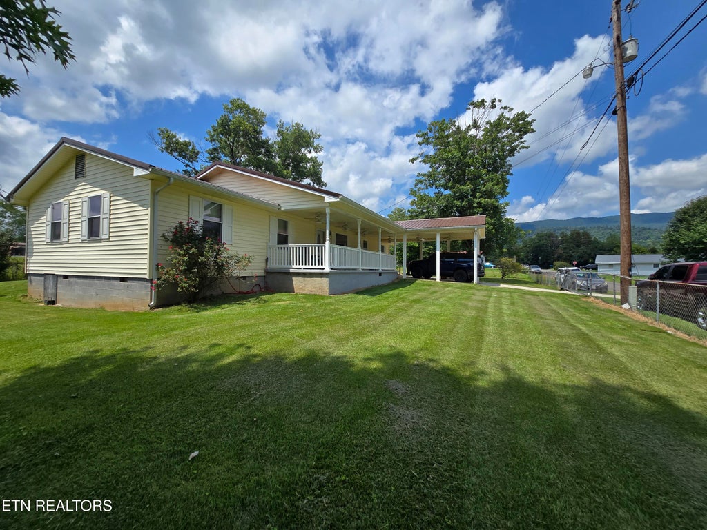 Photo of 166 Snavely Rd, Ewing, VA 24248 (MLS # 1351128)