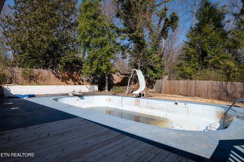 Tiny photo for 2405 Monterey Rd, Knoxville, TN 37912 (MLS # 1330306)