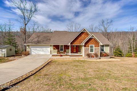 Photo of 984 Green Ridge Tr, Harriman, TN 37748 (MLS # 1328629)