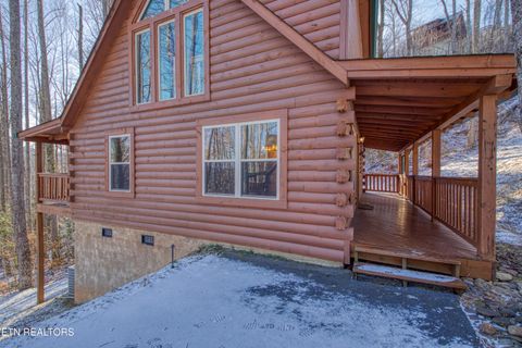 Tiny photo for 123 Laurel Way, Gatlinburg, TN 37738 (MLS # 1328176)
