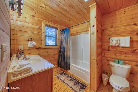 Tiny photo for 123 Laurel Way, Gatlinburg, TN 37738 (MLS # 1328176)