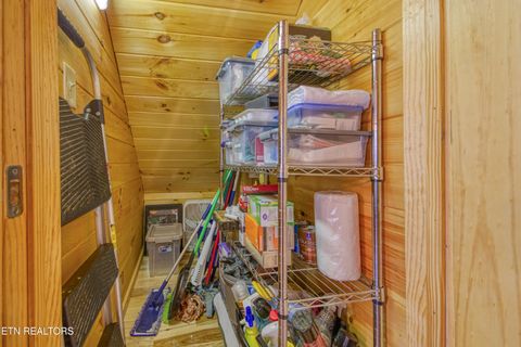 Tiny photo for 123 Laurel Way, Gatlinburg, TN 37738 (MLS # 1328176)