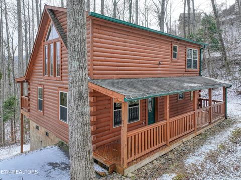 Tiny photo for 123 Laurel Way, Gatlinburg, TN 37738 (MLS # 1328176)